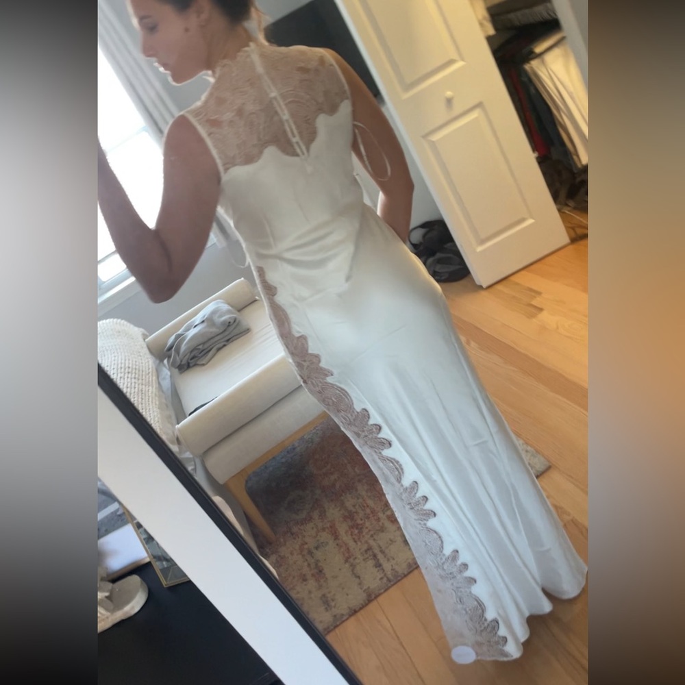 Shona Joy White and Brown Lace Maxi Dress - Picture 10 of 11